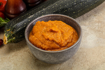 Vegetarian cuisine - Zucchini puree with herbs