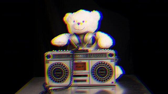 Teddy bear listening to music on a ghettoblaster