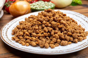 Vegetarian minced meat imitation made from grains, soybeans, vegetables and legumes