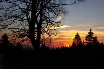 Sonnenaufgang im Fr&uuml;hling.