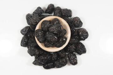 Ajwa dates is a soft dry variety of date fruit from Saudi Arabia. It is cultivated at Madina Tayyiba. A delightful, soft and fruity dates with fine texture. The Prophet’s favorite dates.