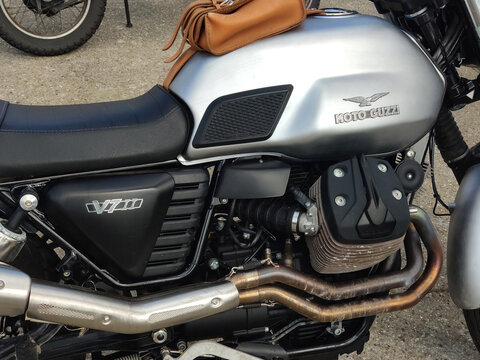 Moto Guzzi V7