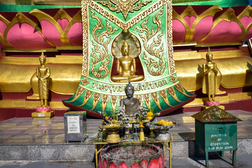 タイ・サムイ島、ビッグブッダ周辺のブッダ像と風景