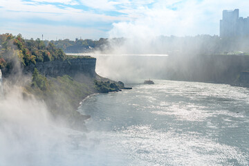Tour boat silhouette between Horseshoe Falls and American Falls