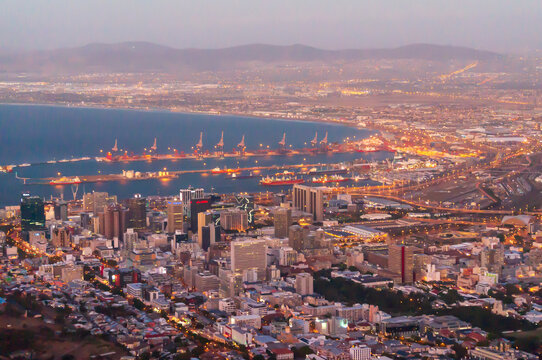 city skyline capetown harbour