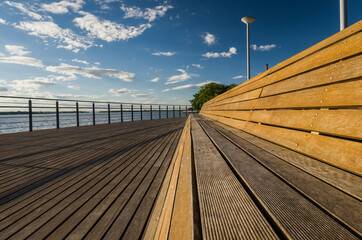 Naklejka premium Bank of Guaíba waterfront, Gasometro at golden hour