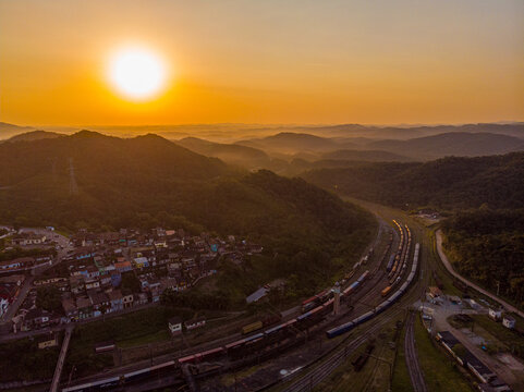Por do sol em paranapiacaba