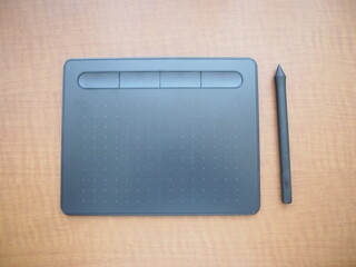 ペンタブレット