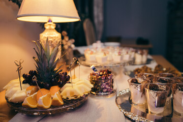 A cake sitting on top of a table