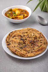 Lachha paratha or chur chur naan with chilli paneer