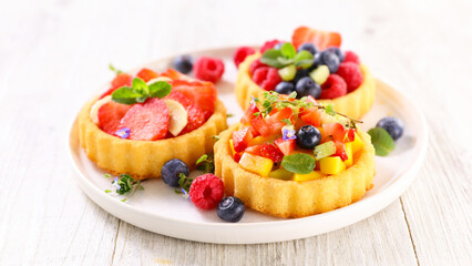 fruit tart- assorted of fruit cake
