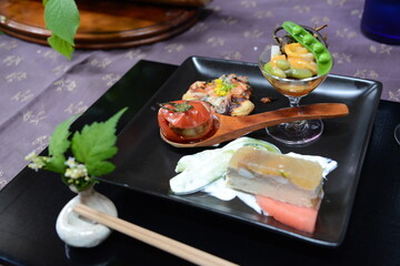 趣向を凝らした美味しいコース料理の前菜