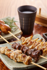 焼鳥盛り合わせ　日本酒　お酒　居酒屋