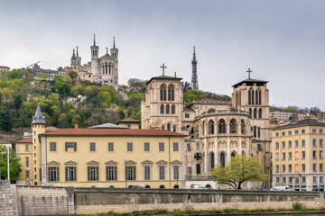 Fototapeta na wymiar View of Lyon cathedral, France