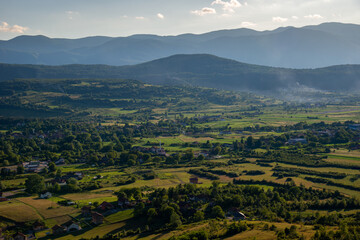 Obraz premium view of the valley from the mountain