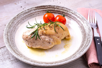 鶏むね肉のコンフィ