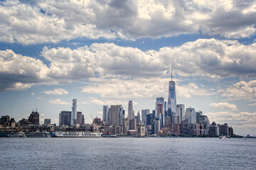 Fototapeta na wymiar Skyline of Manhatten with the Hudson River, New York