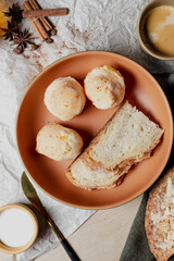 pão de queijo, café com pão, lanche, biscoito, café, grão de café, pão artesanal, caseiro pão de queijo, café com pão