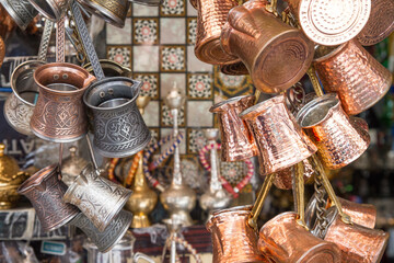 Gran Bazar de Estambul o Grand  Bazaar of Istanbul en el pais de Turquia o Turkey