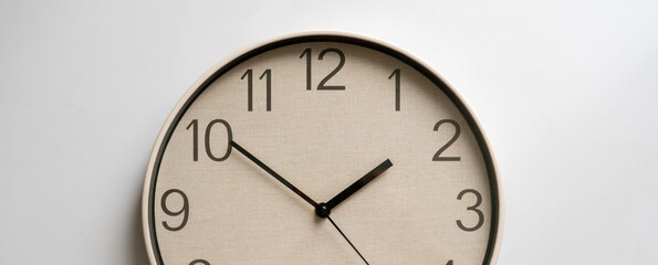 simple clock hours close up, minute countdown circle