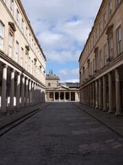 Fototapeta na wymiar Bath city , old building, architecture, blue sky, historic, historical, museum, England 