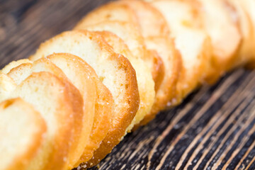 wheat or rye crackers with spices and dried herbs