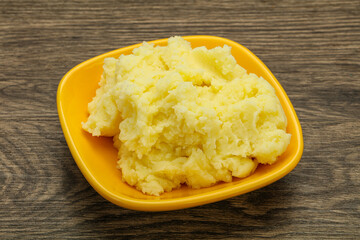 Mashed potato in the bowl