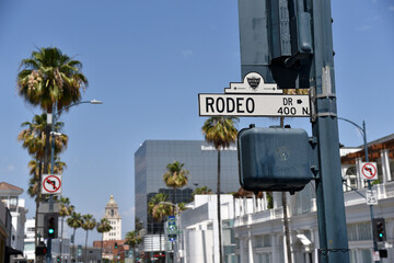 Rodeo Drive Sign