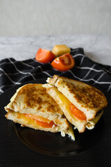 egg, cheese and tomato sandwiches