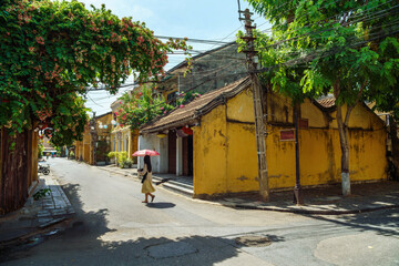 Fototapeta na wymiar Street view of Hoi An ancient town, central Vietnam
