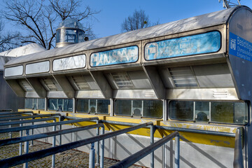 Ticketschalter am Olympiastadion in München, Bayern, Deutschland