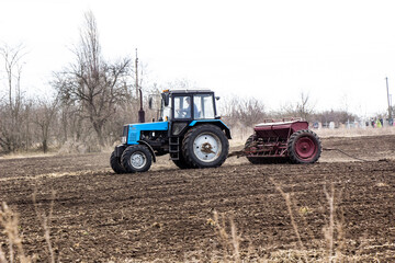 Spring sowing of grain crops is in progress Ukraine