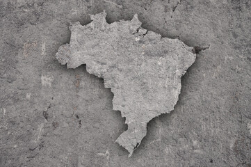 Karte von Brasilien auf verwittertem Beton