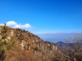 palgongsan-ui aleumdaun haneulgwa pung-gyeong-eul gamsang haseyo