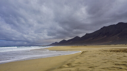 Fototapeta na wymiar Strand im Süden von Fuerteventura bei Cofete - Playa de Cofete
