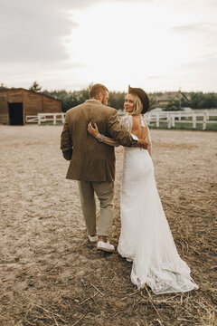Beautiful wedding couple. Bohemian wedding at the ranch.