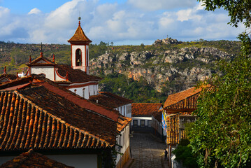 The historic, UNESCO World Heritage listed, centre of the town of Diamantina, surrounded by the rocky and rugged landscape of the Serra do Espinhaço range, Minas Gerais, Brazil	
