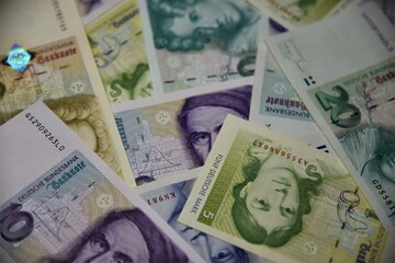 verschiedene mark scheine