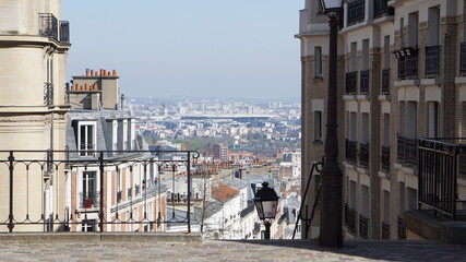 Le stade de France depuis la colline de Montmartre à Paris (France)