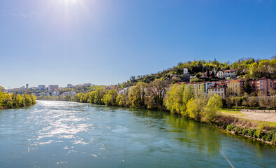Saint Clair et Lyon vu depuis la passerelle de la paix