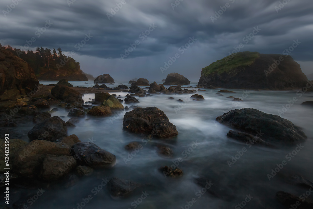 Wall mural Sunset at a Rocky Beach, Northern California Coast