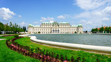 Belv palace and garden  - obrazy, fototapety, plakaty