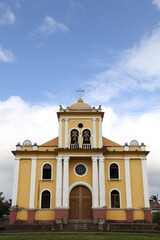 Kirche St. Claire von Assisi in Tigaon, Camarines sur, Philippinen
