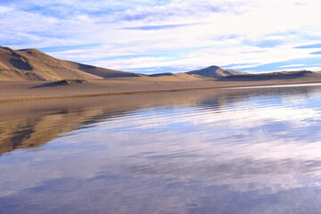 Fototapeta na wymiar Mongolia sandy dune desert Mongol Els