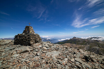 segnavia sulla cima della meidassa