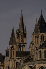 Fototapeta na wymiar cathédrale in Caen