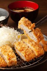 箸上げしたトンカツ