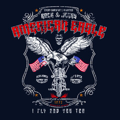 águila en moto con desgaste americano
