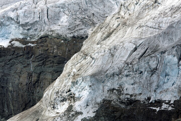 Fototapeta na wymiar Alpine view of Teischnitz Glacier, Austria
