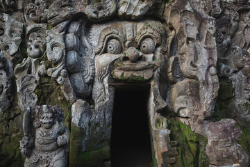 Fototapeta na wymiar The ancient Goa Gajah Elephant Cave, a 9th century Hindu temple and sanctuary in Ubud in Bali, Indonesia.